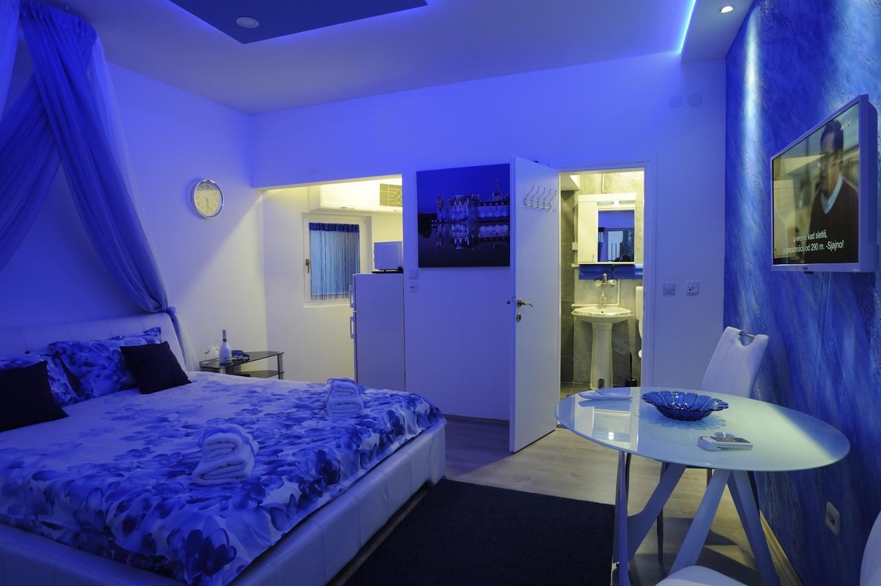 Apartment Rinaldi Lux Belgrade Exterior photo