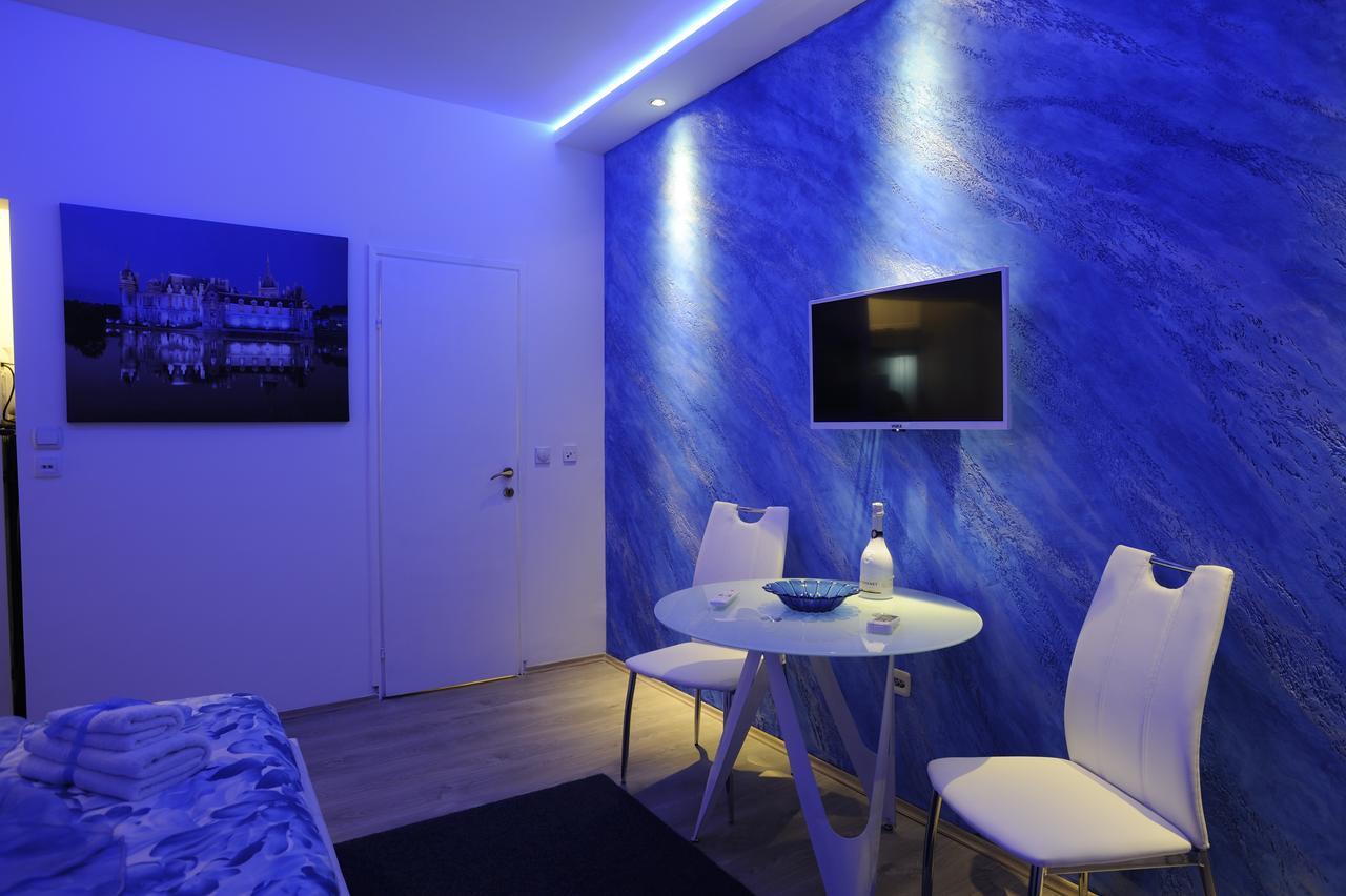 Apartment Rinaldi Lux Belgrade Exterior photo
